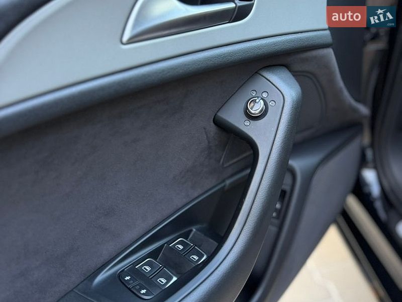Седан Audi A6 2012 в Сарнах