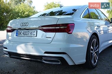 Седан Audi A6 2019 в Рівному
