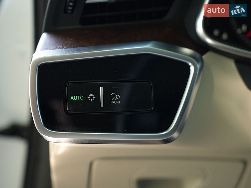 Седан Audi A6 2019 в Рівному