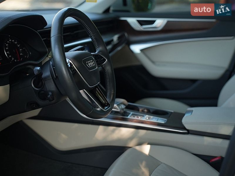 Седан Audi A6 2019 в Рівному