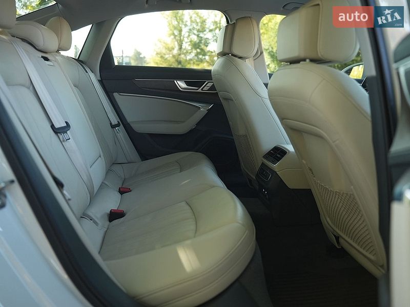 Седан Audi A6 2019 в Рівному