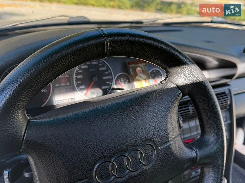 Седан Audi A6 1996 в Києві