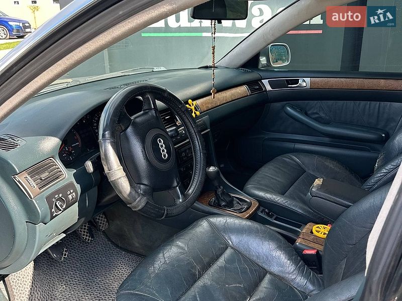 Універсал Audi A6 1998 в Шумську