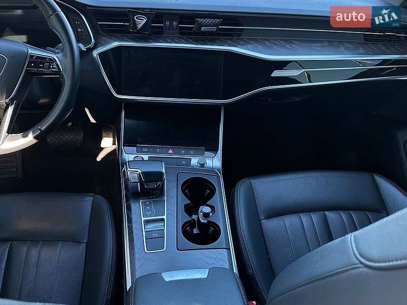 Седан Audi A6 2021 в Киеве
