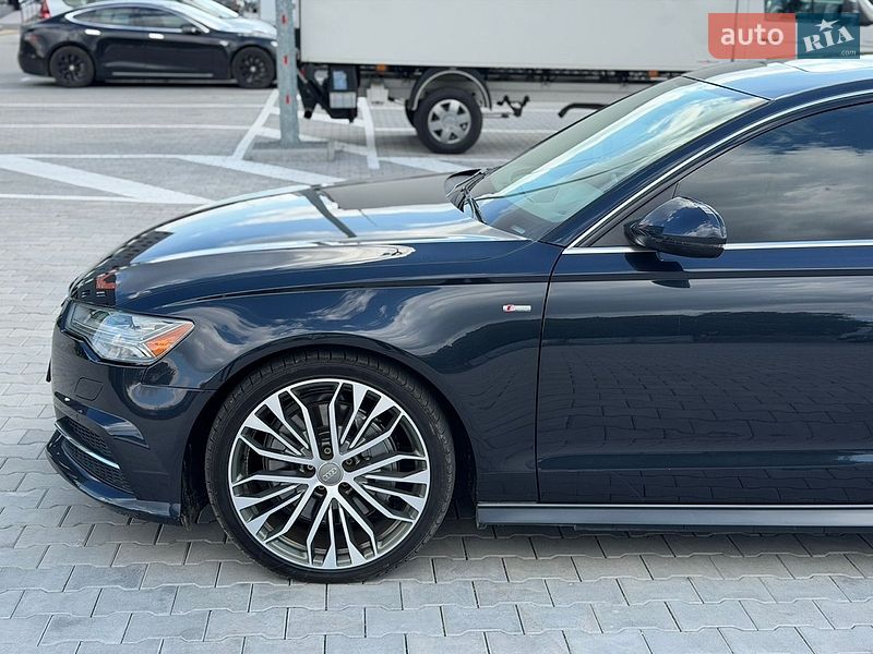 Седан Audi A6 2016 в Дубні