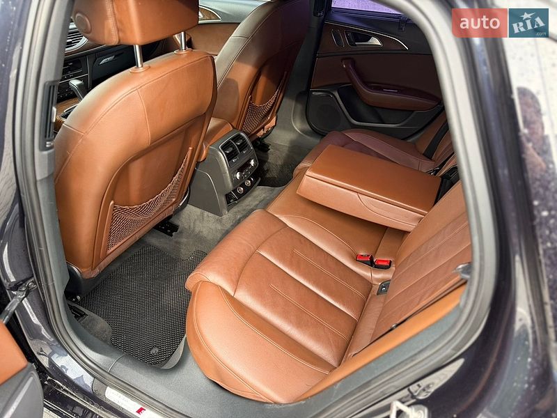 Седан Audi A6 2016 в Дубні