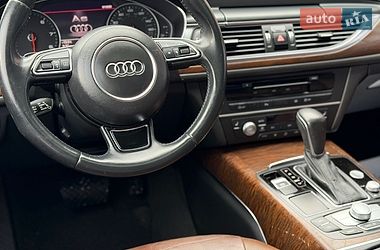 Седан Audi A6 2016 в Дубні