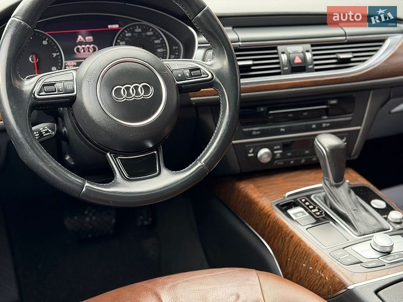 Седан Audi A6 2016 в Дубні