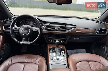 Седан Audi A6 2016 в Дубні