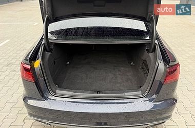 Седан Audi A6 2016 в Дубні