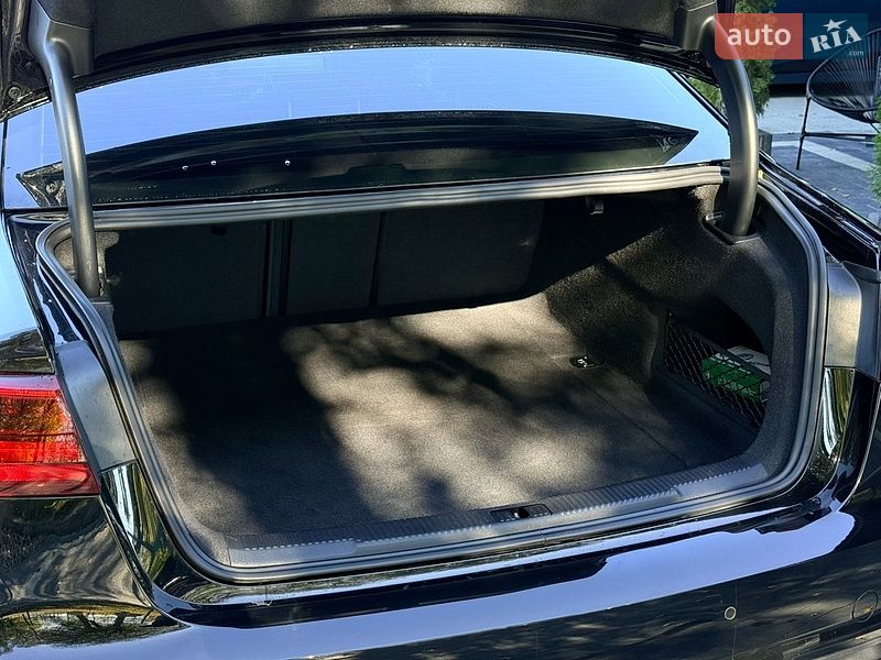 Седан Audi A6 2016 в Івано-Франківську