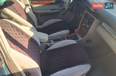 Седан Audi A6 1997 в Кременці