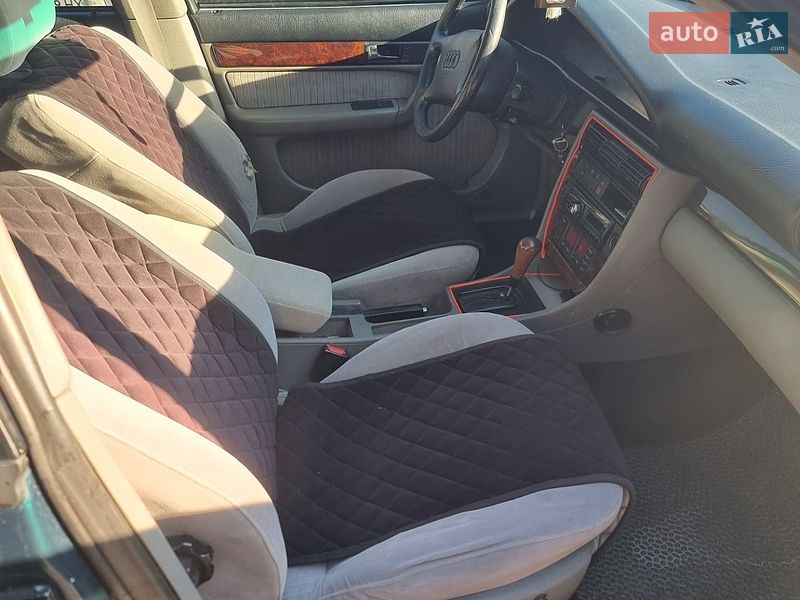 Седан Audi A6 1997 в Кременці