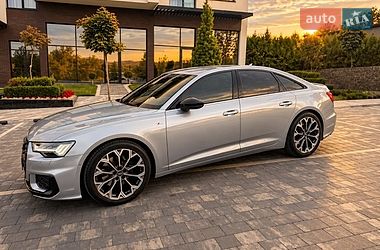 Седан Audi A6 2018 в Ужгороде