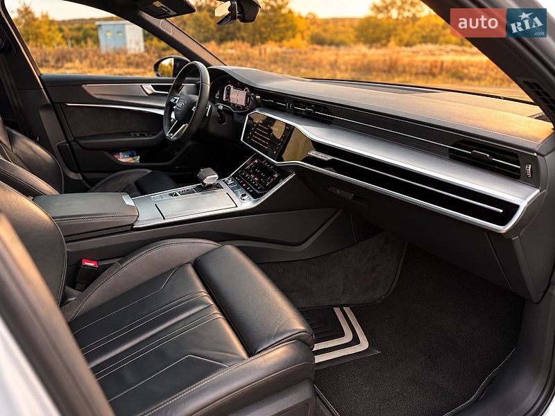 Седан Audi A6 2018 в Ужгороде