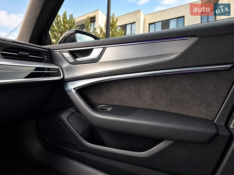 Седан Audi A6 2018 в Ужгороде