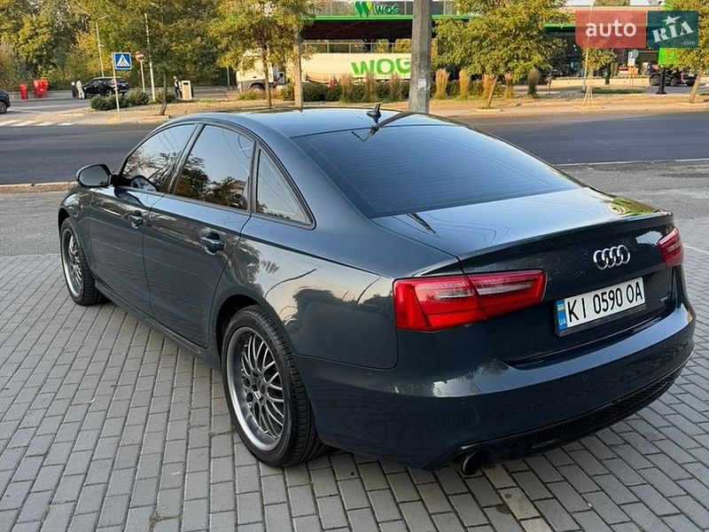 Седан Audi A6 2011 в Киеве