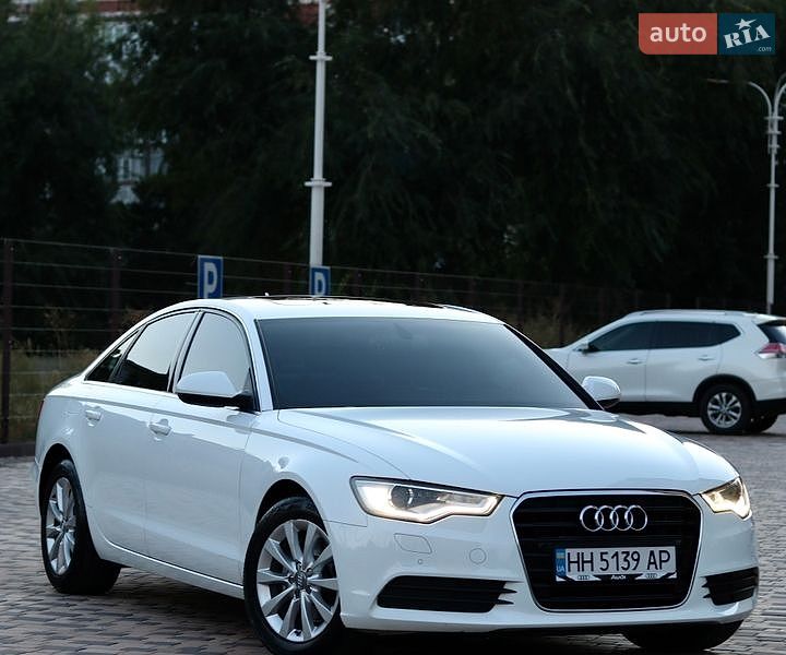 Седан Audi A6 2013 в Измаиле