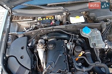 Універсал Audi A6 2003 в Нововолинську