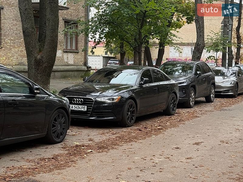 Седан Audi A6 2014 в Киеве