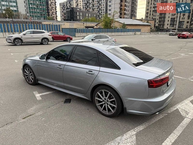 Седан Audi A6 2018 в Киеве