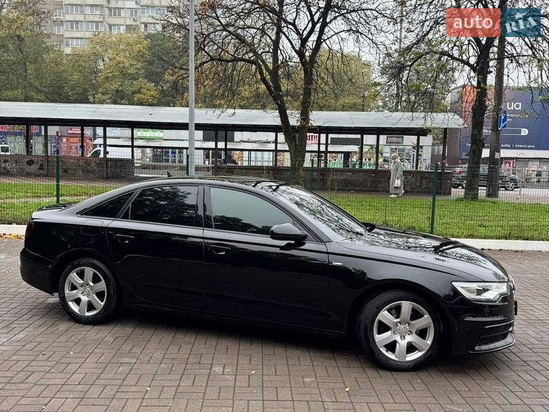 Седан Audi A6 2012 в Киеве