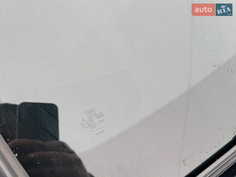 Седан Audi A6 2012 в Киеве