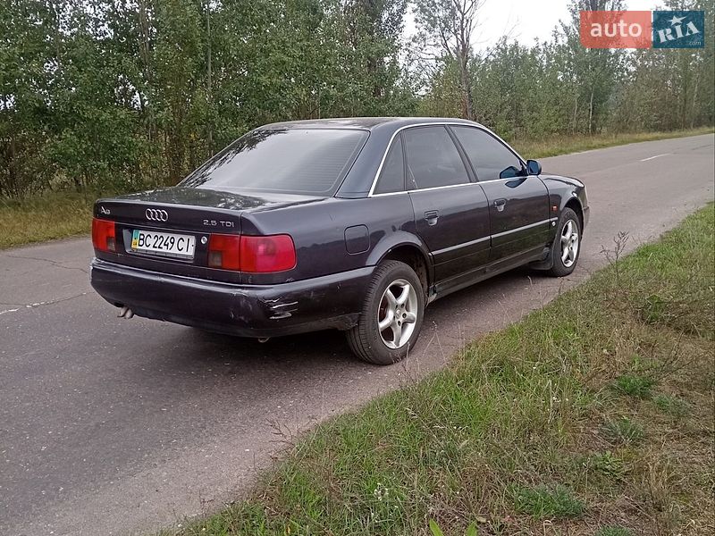 Седан Audi A6 1995 в Дубровиці
