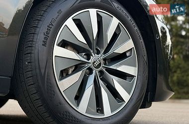 Седан Audi A6 2022 в Тернополе