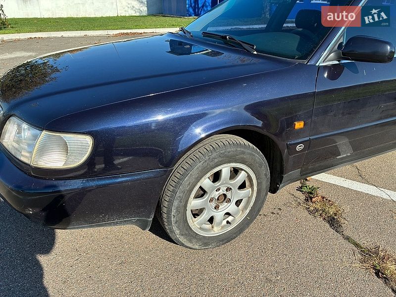 Седан Audi A6 1996 в Борисполе