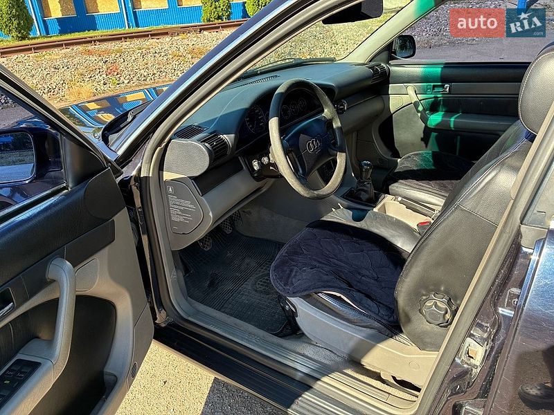 Седан Audi A6 1996 в Борисполе