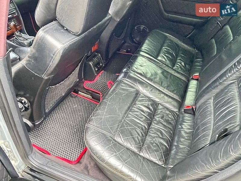 Седан Audi A6 1995 в Клевані
