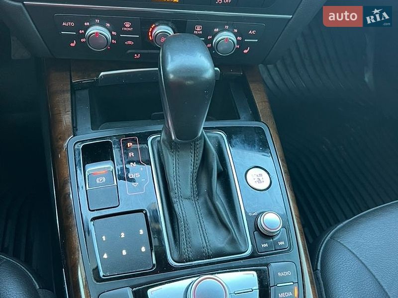 Седан Audi A6 2015 в Львові