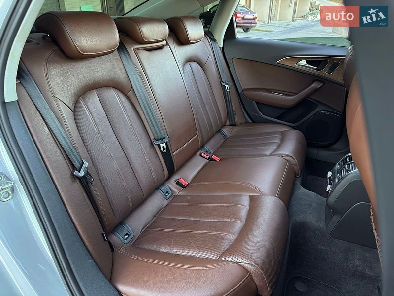 Седан Audi A6 2015 в Одессе
