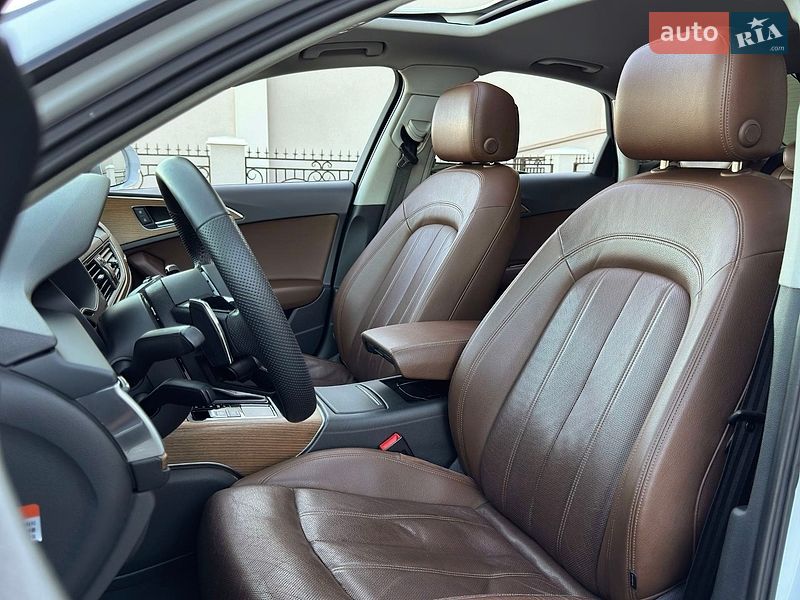 Седан Audi A6 2015 в Одессе