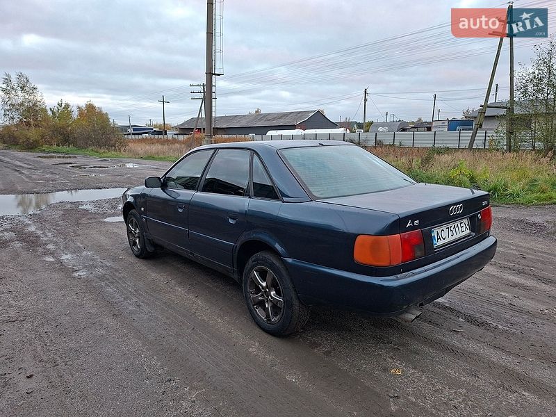 Седан Audi A6 1995 в Любомле