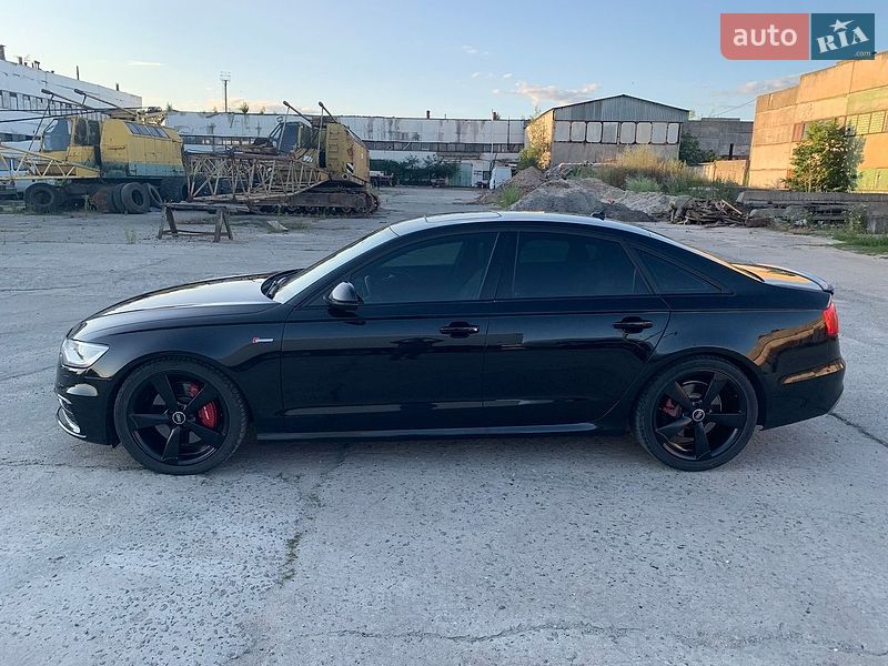 Седан Audi A6 2013 в Ровно