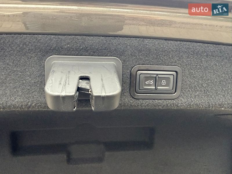 Седан Audi A6 2016 в Рівному
