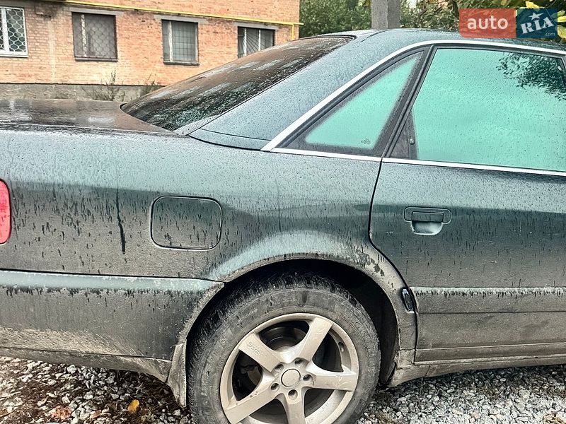 Седан Audi A6 1996 в Полтаве