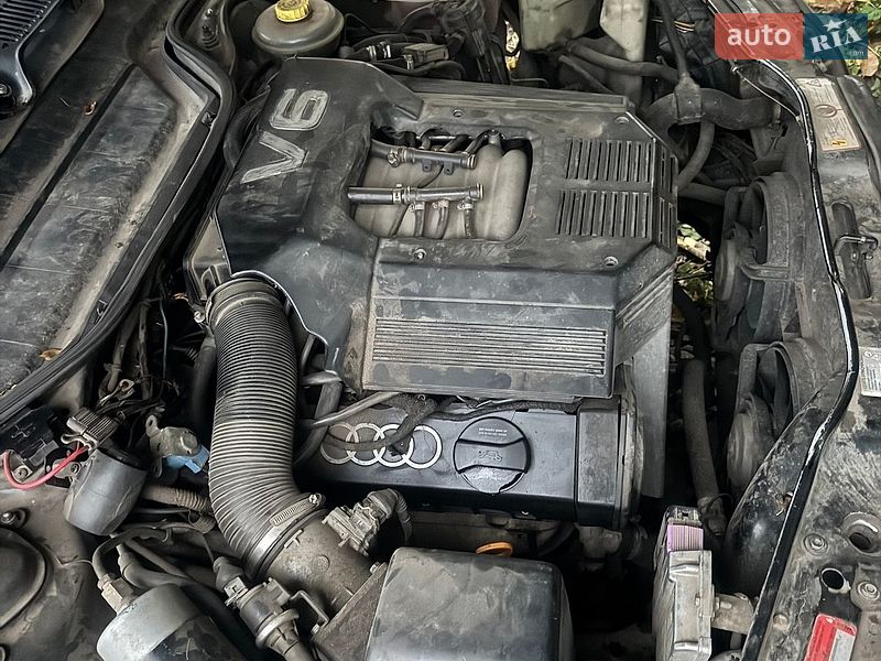 Седан Audi A6 1996 в Полтаве