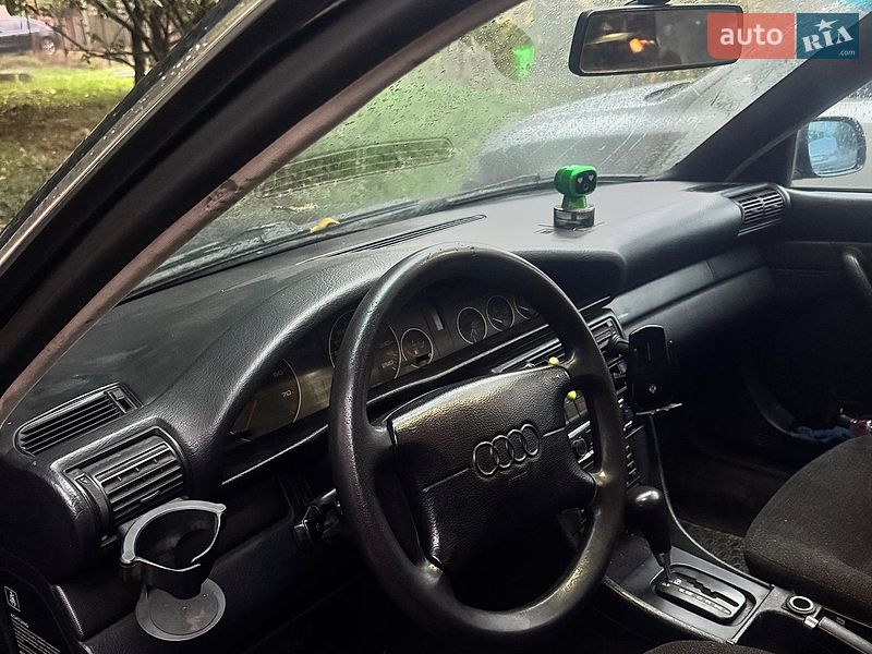 Седан Audi A6 1996 в Полтаве