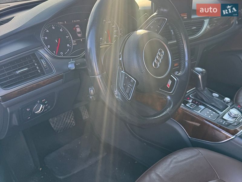 Седан Audi A6 2015 в Бедевле