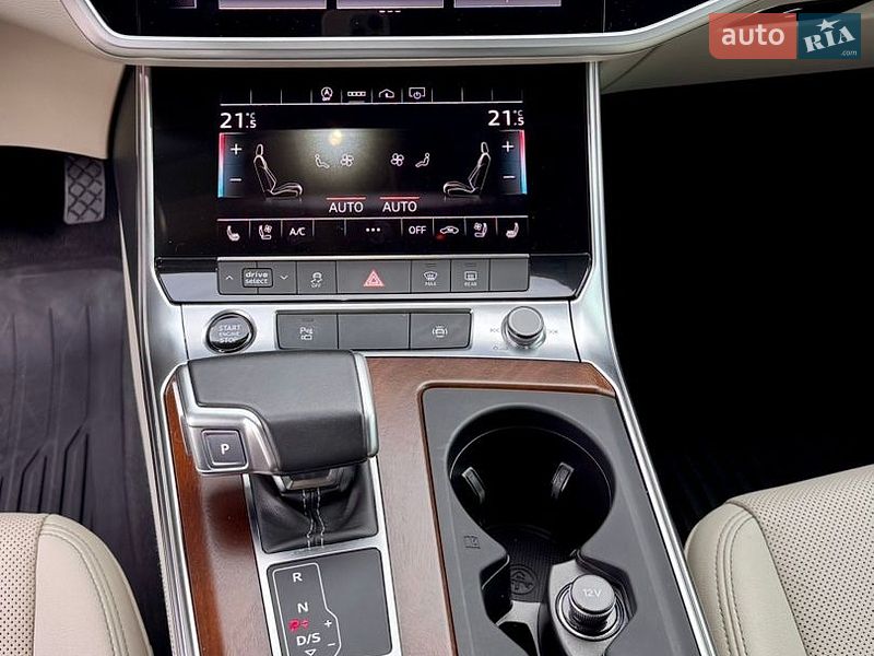 Седан Audi A6 2021 в Харькове
