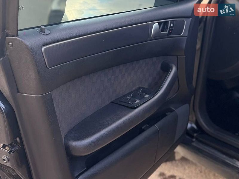 Універсал Audi A6 2002 в Львові