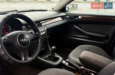 Седан Audi A6 2002 в Черновцах