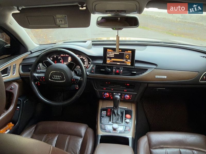 Седан Audi A6 2015 в Звягеле