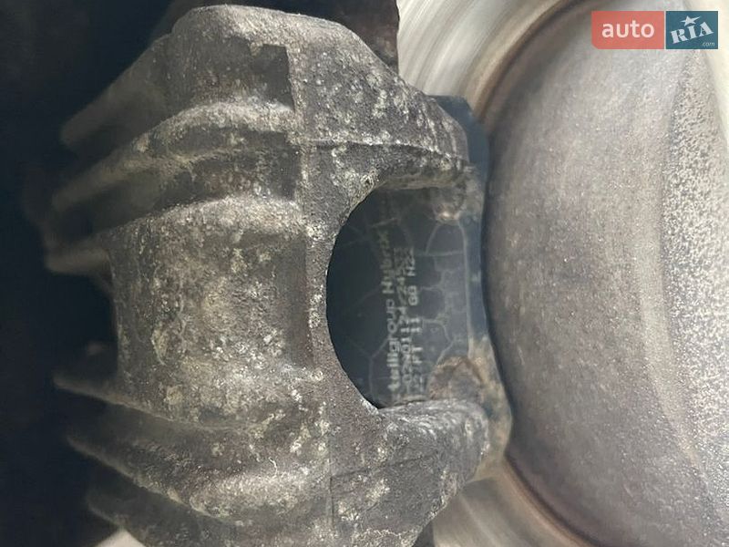 Седан Audi A6 2001 в Сарнах