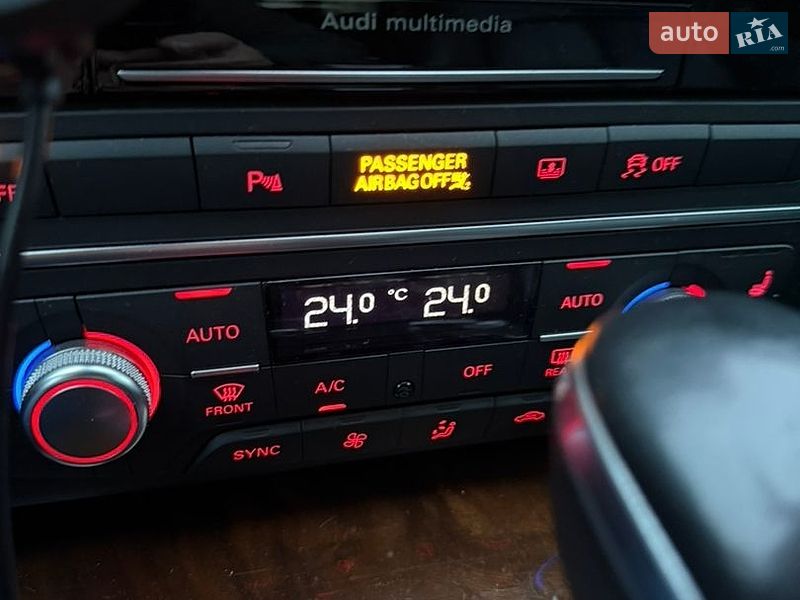 Седан Audi A6 2015 в Киеве