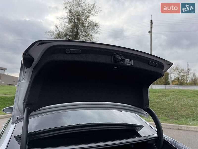 Седан Audi A6 2022 в Кривом Роге