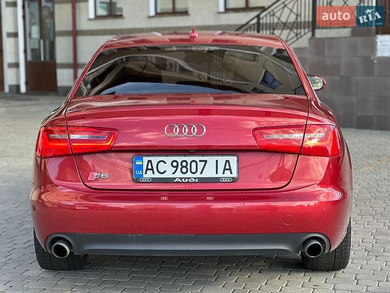 Седан Audi A6 2014 в Нововолынске